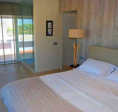 Villa Sleeps 8 Pool Air Con T479991 Vale do Lobo
