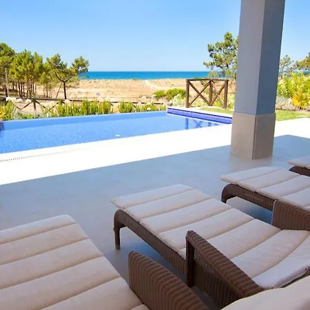 Sleeps 8 Pool Air Con T479991 *